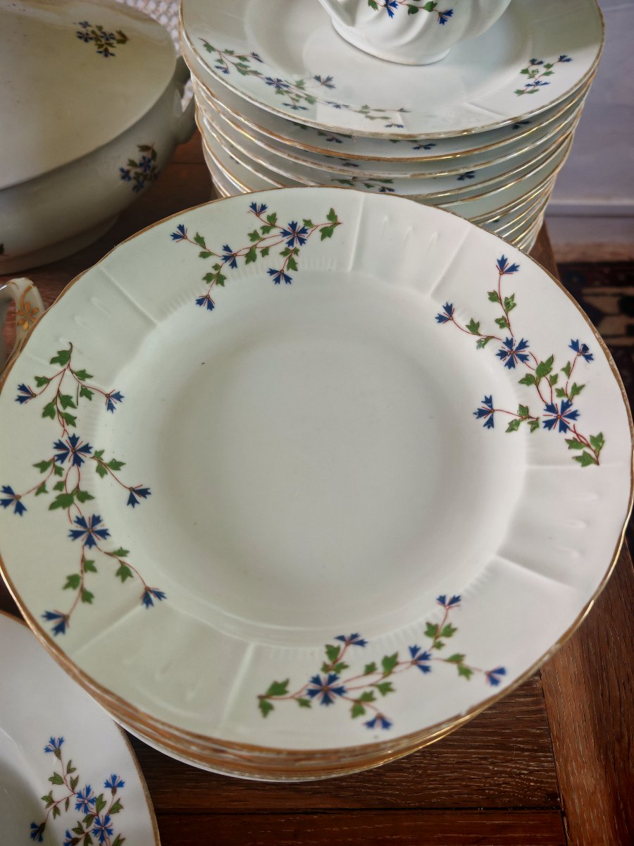 Porcelain Service With Barbel Decoration-photo-2