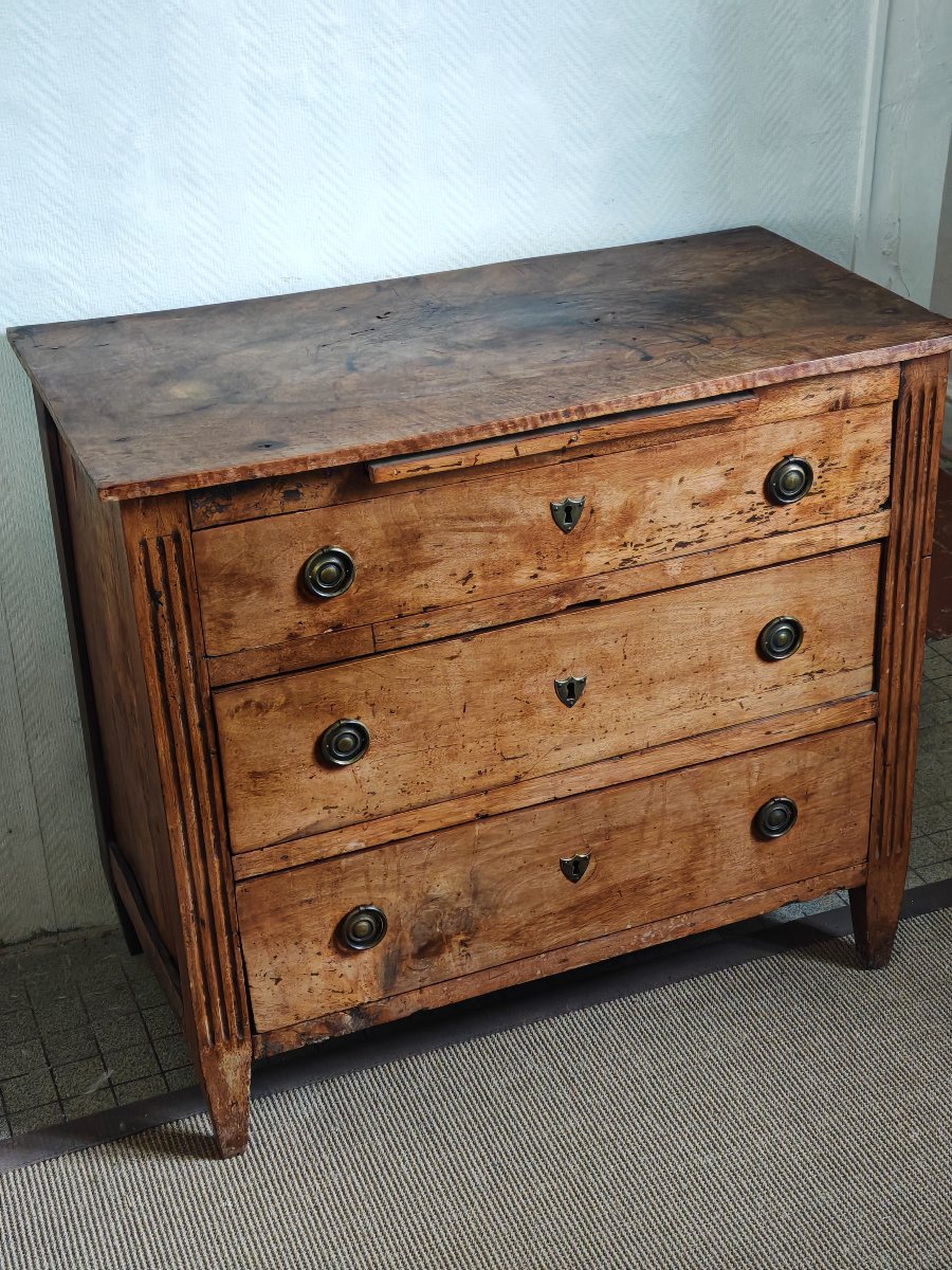 Chest Of Drawers -photo-1