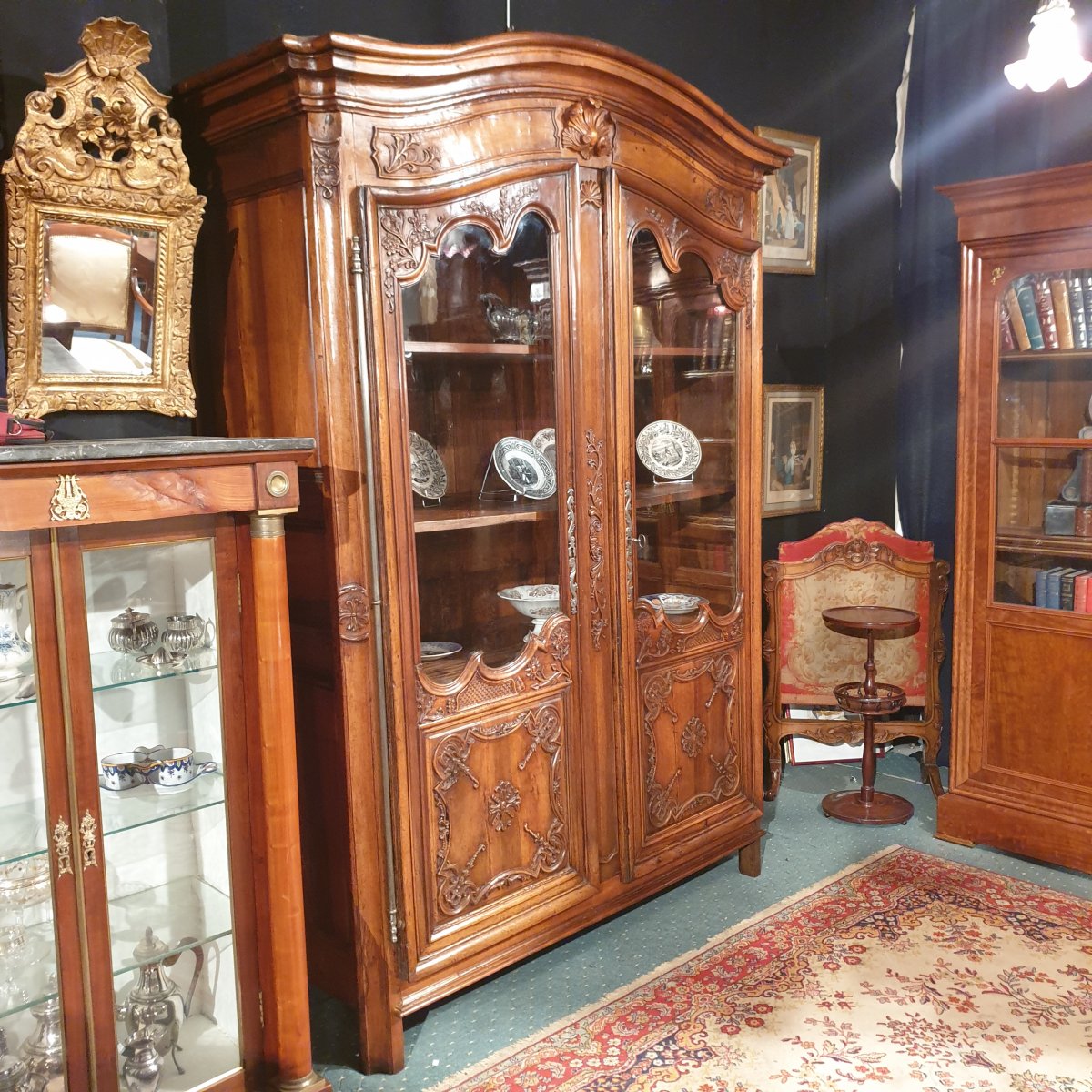 Proantic: Vitrine de style " REGENCE " époque XIXème - Noyer Massif