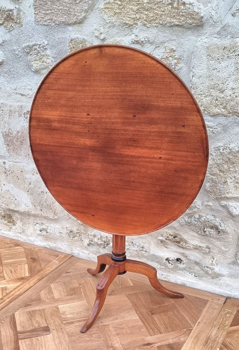 Louis XVI Period Tilting Mahogany Pedestal Table With Cabaret Top-photo-4