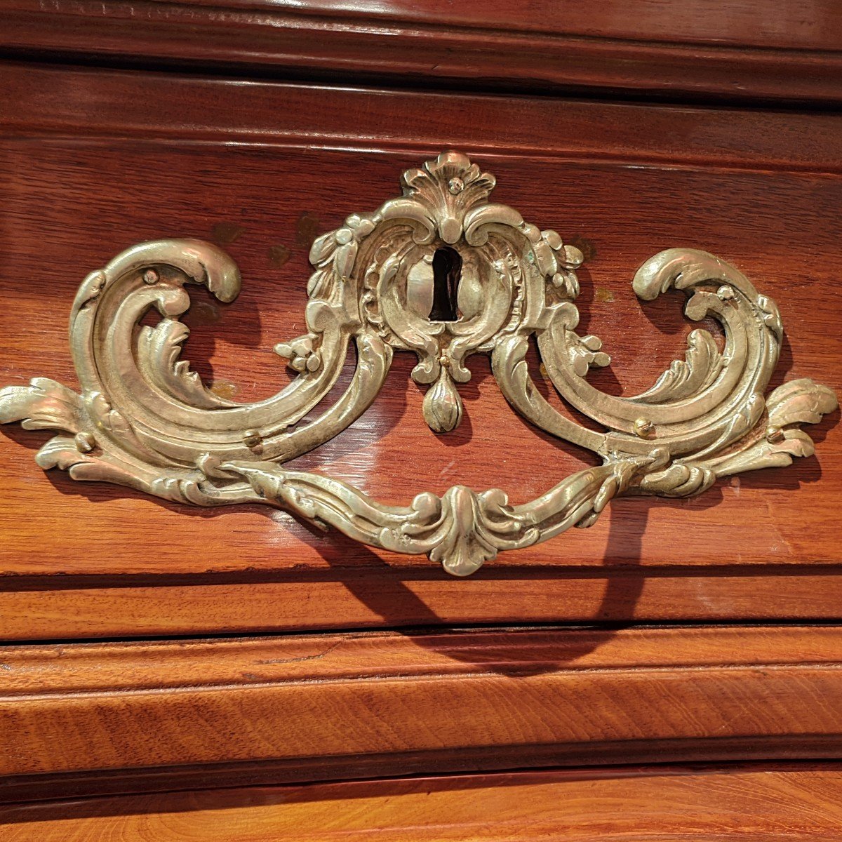 Commode de port " BORDELAISE " époque XVIIIème. Acajou de Cuba-photo-2
