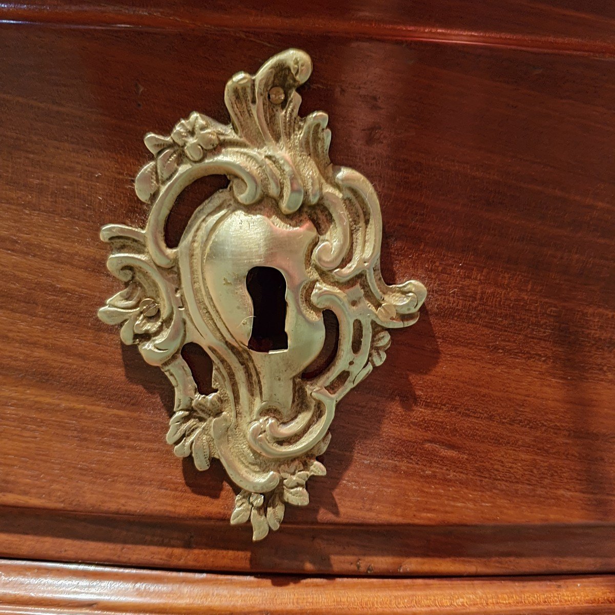 Commode de port " BORDELAISE " époque XVIIIème. Acajou de Cuba-photo-3