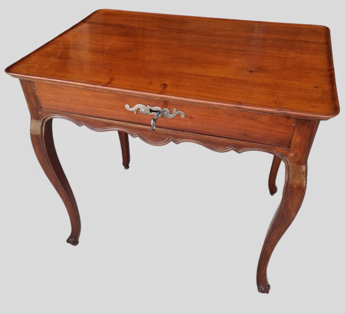 Table " CABARET " 18ème ( meuble de port de Bordeaux en acajou de Cuba )