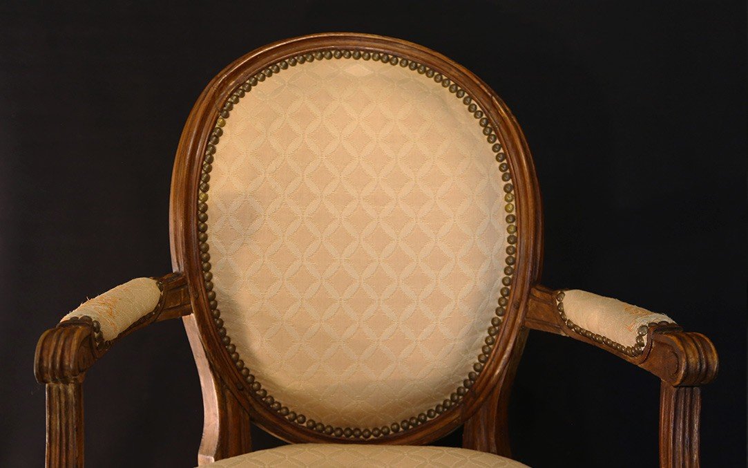Fauteuil Médaillon Louis XVI Estampillé A. Gaillard, XVIIIème Siècle-photo-2