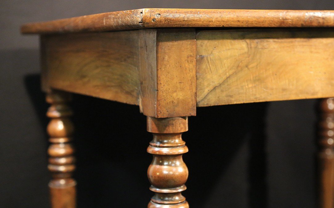 Small Walnut Table, 19th Century (78*58cm)-photo-3