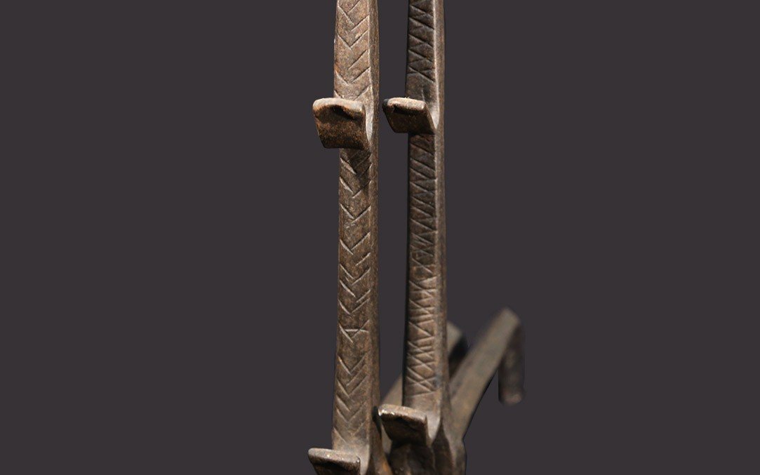Paire De Chenets, Fer, XVIIème Siècle (haut. 60 x 50 cm) -photo-2