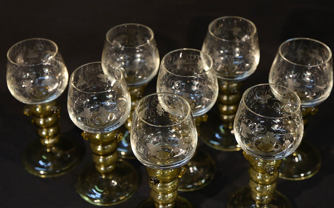 7 Neo-gothic Liqueur Glasses, Crystal -photo-1