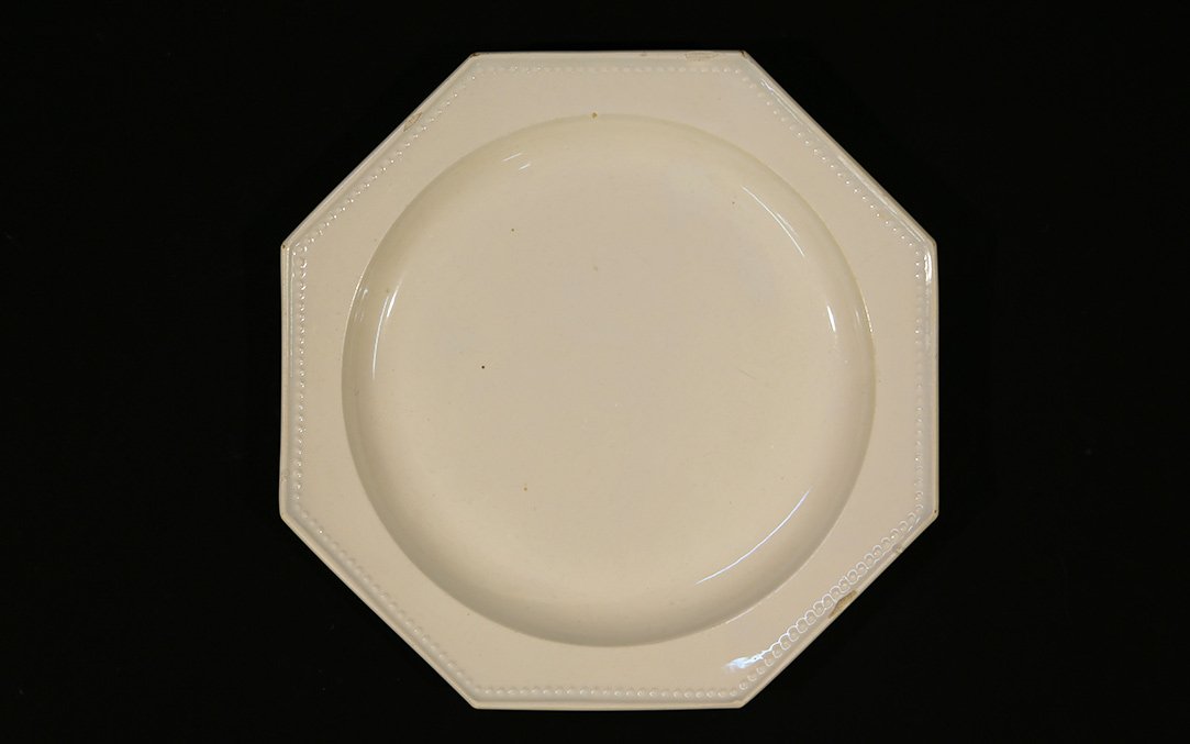 5 Octagonal Plates, Earthenware, 18th Century-photo-1