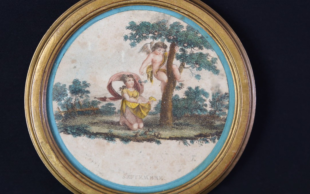 Gravure coloré ronde, XVIIIeme, allégories de septembre-photo-1