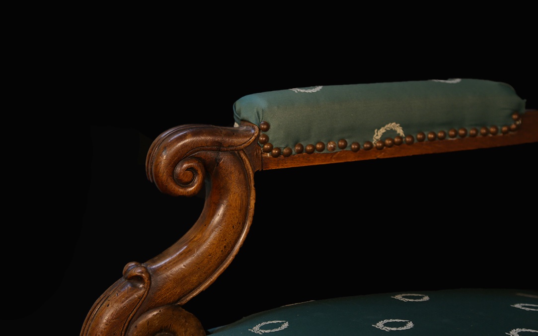 Fauteuil Voltaire, époque Restauration, noyer -photo-2