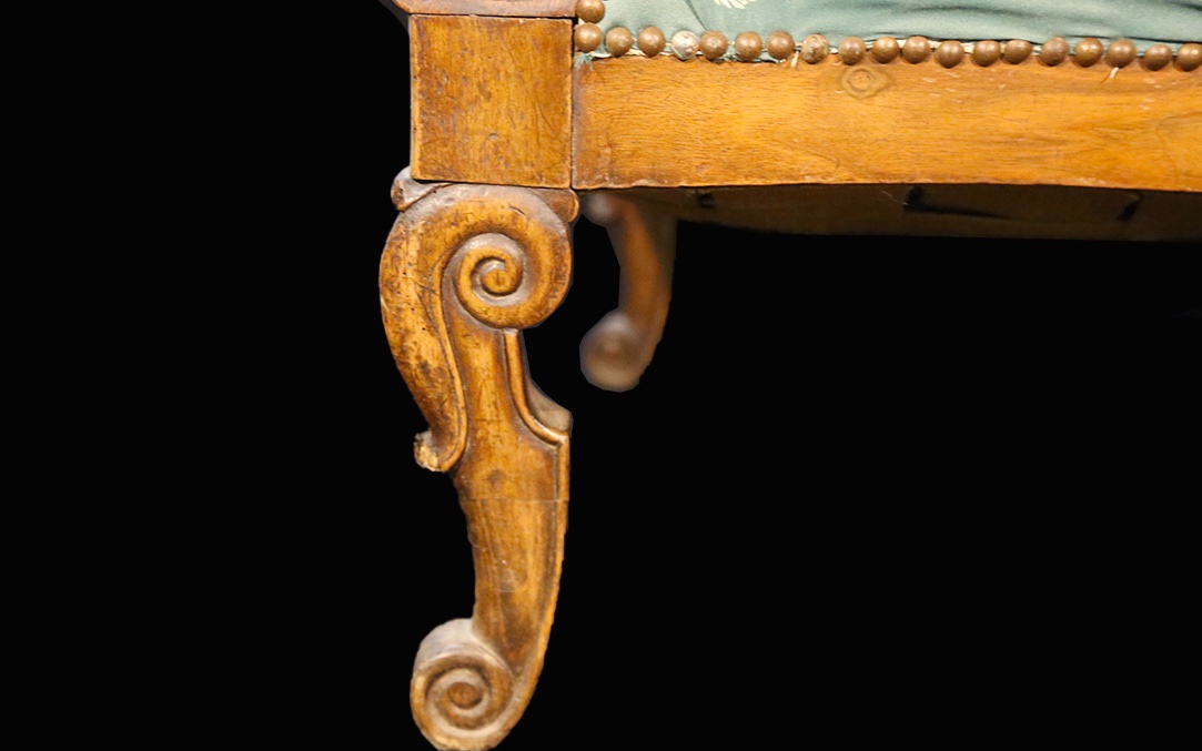 Fauteuil Voltaire, époque Restauration, noyer -photo-1