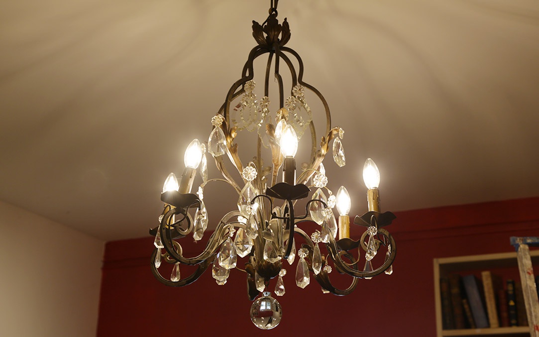 Lustre en fer forgé et pampilles, circa 1900-photo-2