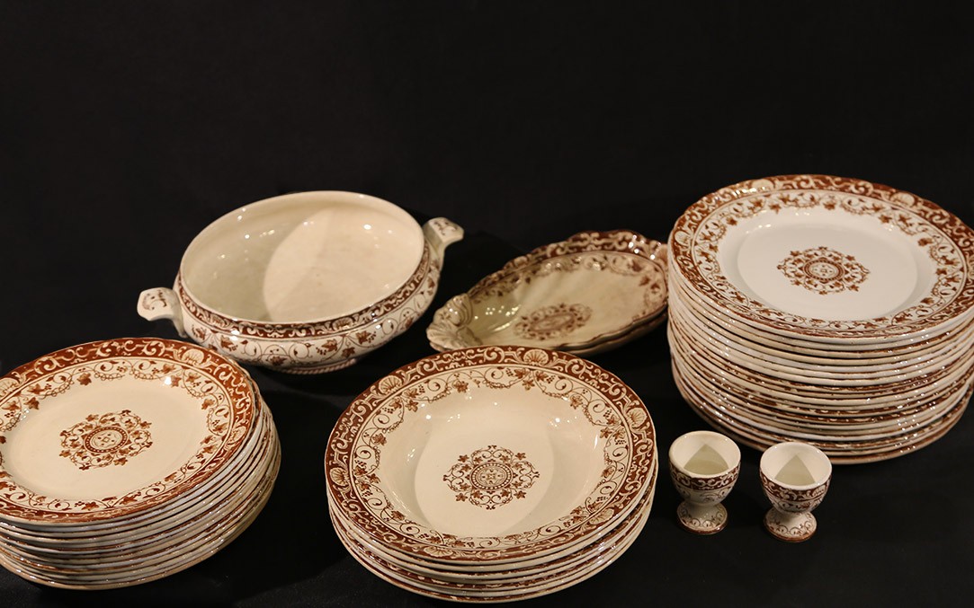 Service de table Vieillard, Bordeaux, (36 pcs)
