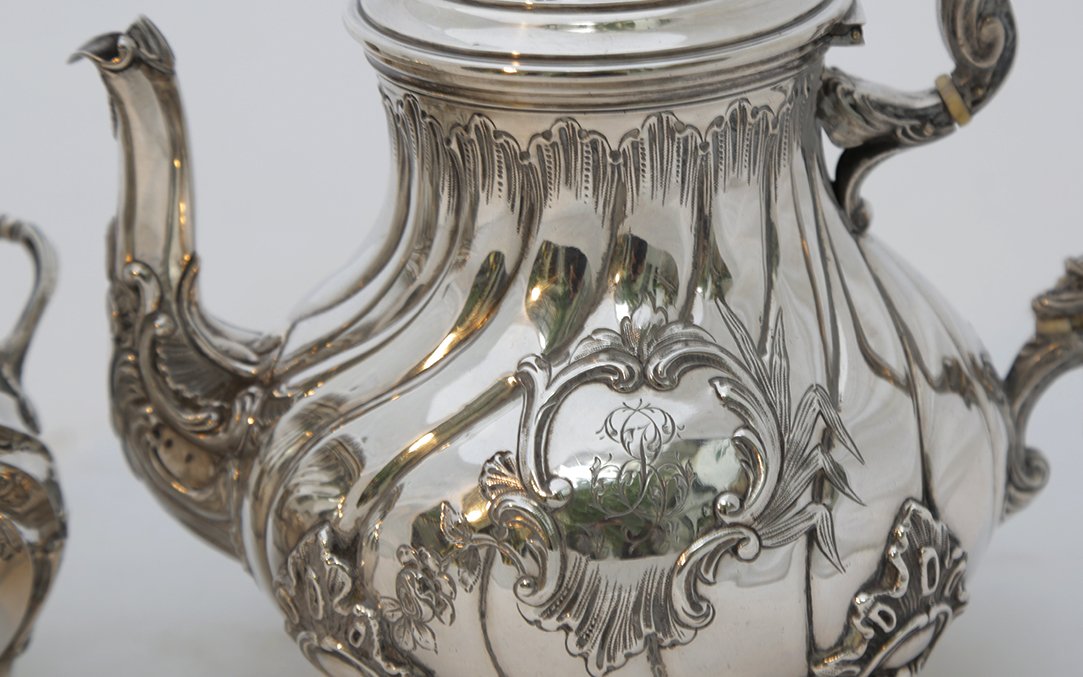 Solid Silver Teapot And Sugar Bowl, 1020 Grams -photo-4