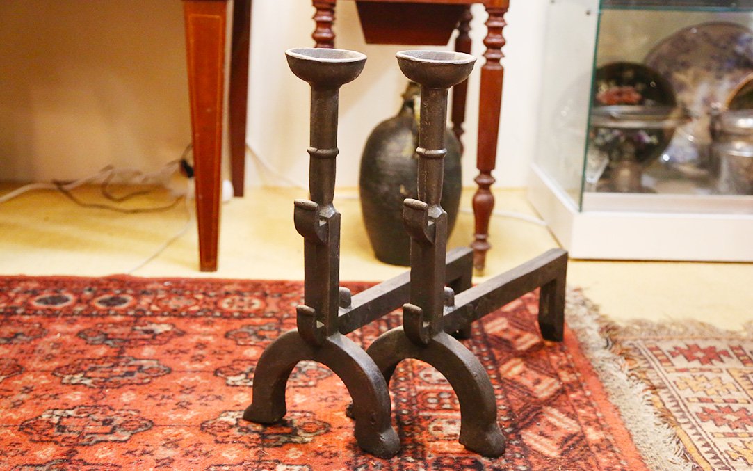 Paire de chenets fonte, XIXème (hauteur: 46 cm) -photo-4