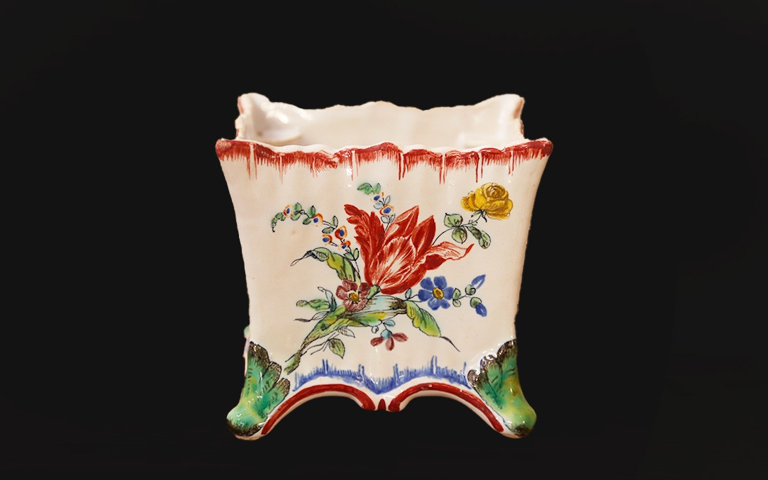 Bouquetière faïence de Marseille , XVIIIeme