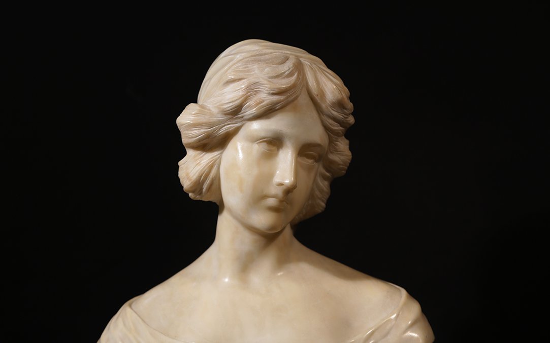 Bust Of A Woman, Carrara Marble, 19th Century, Signed -photo-5