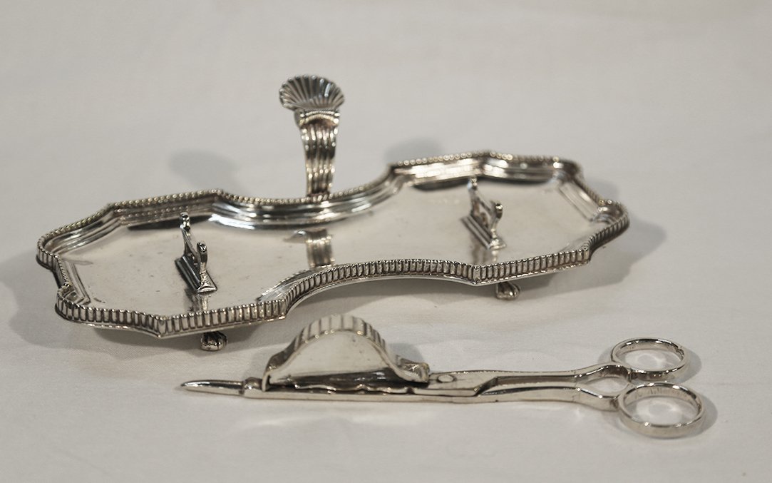 Mouchette en Argent massif Fin du XVIIIe, 475g-photo-3