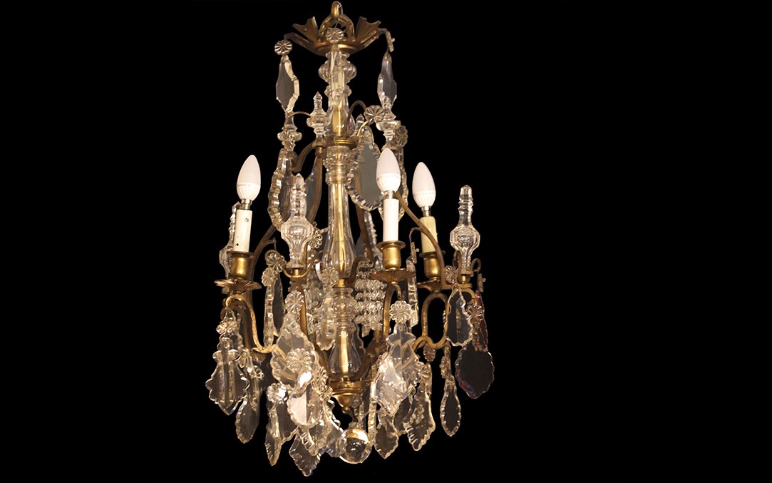 Lustre XVIIIème, Pampilles, Cristal Et Bronze 