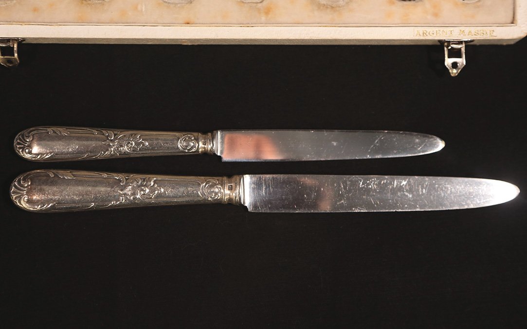 19 Silver And Stainless Steel Knives -photo-4