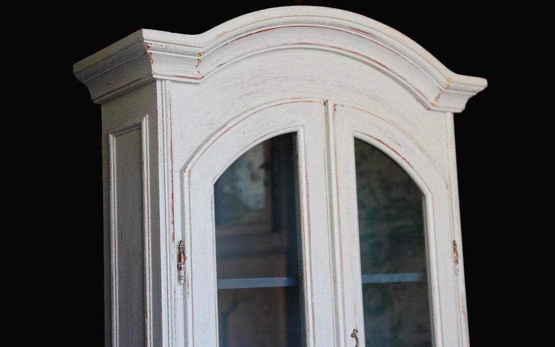 XXth Century Secretary/window-photo-5