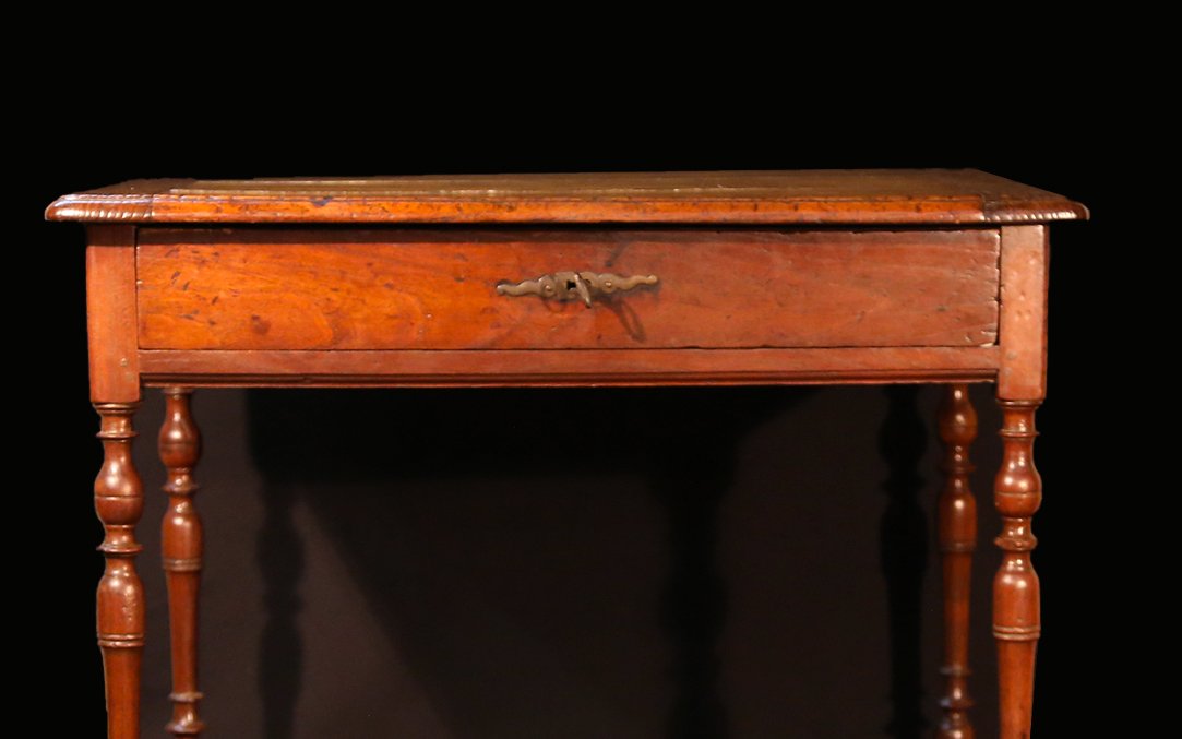 Louis XIII Small Table, Walnut, 17th Century-photo-2