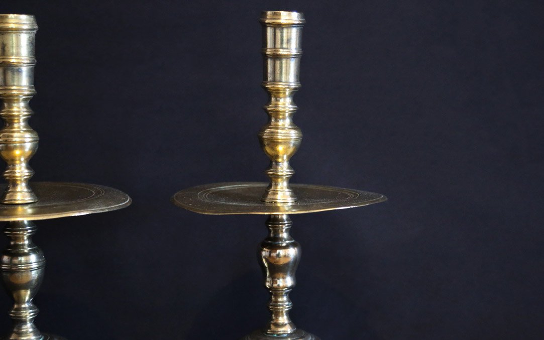 Pair De Bougeoirs XVIIe Siècle, Bronze-photo-1