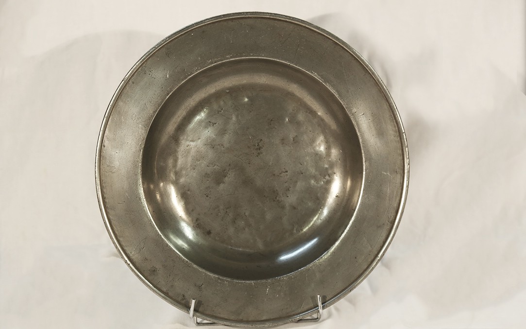 Large Pewter Cardinal Dish, 17th Century, Toulouse