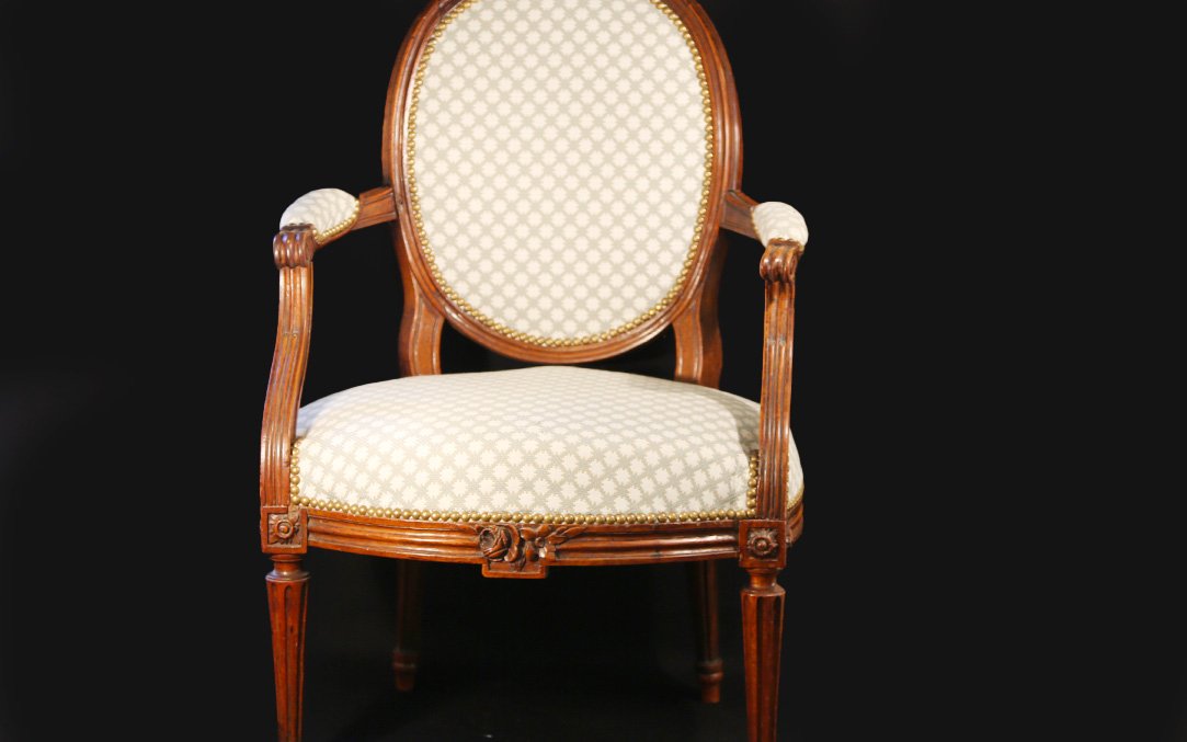Louis XVI Salon, 17th Century-photo-7