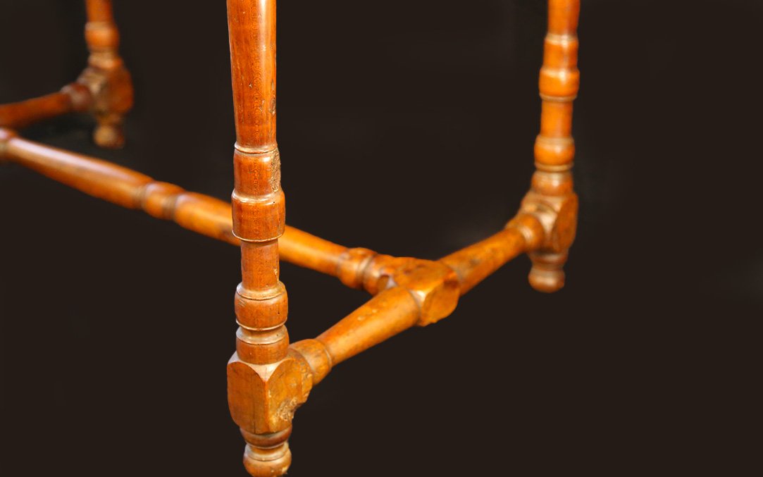 18th Century Table, Walnut-photo-4