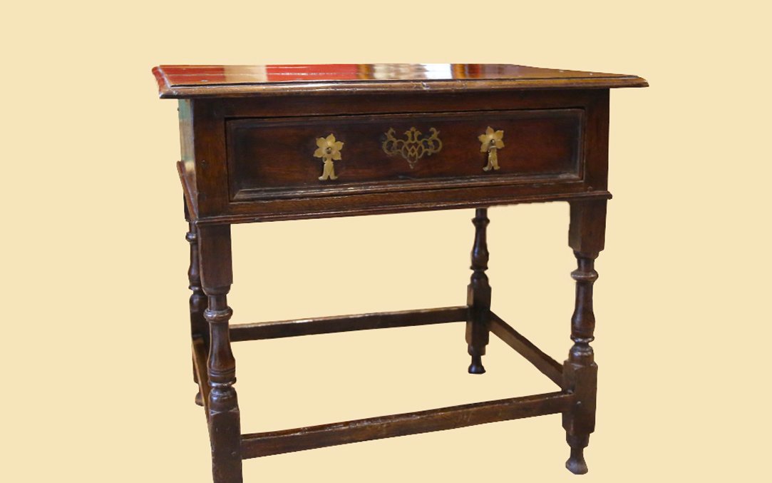 Small 17th-century Table, Oak
