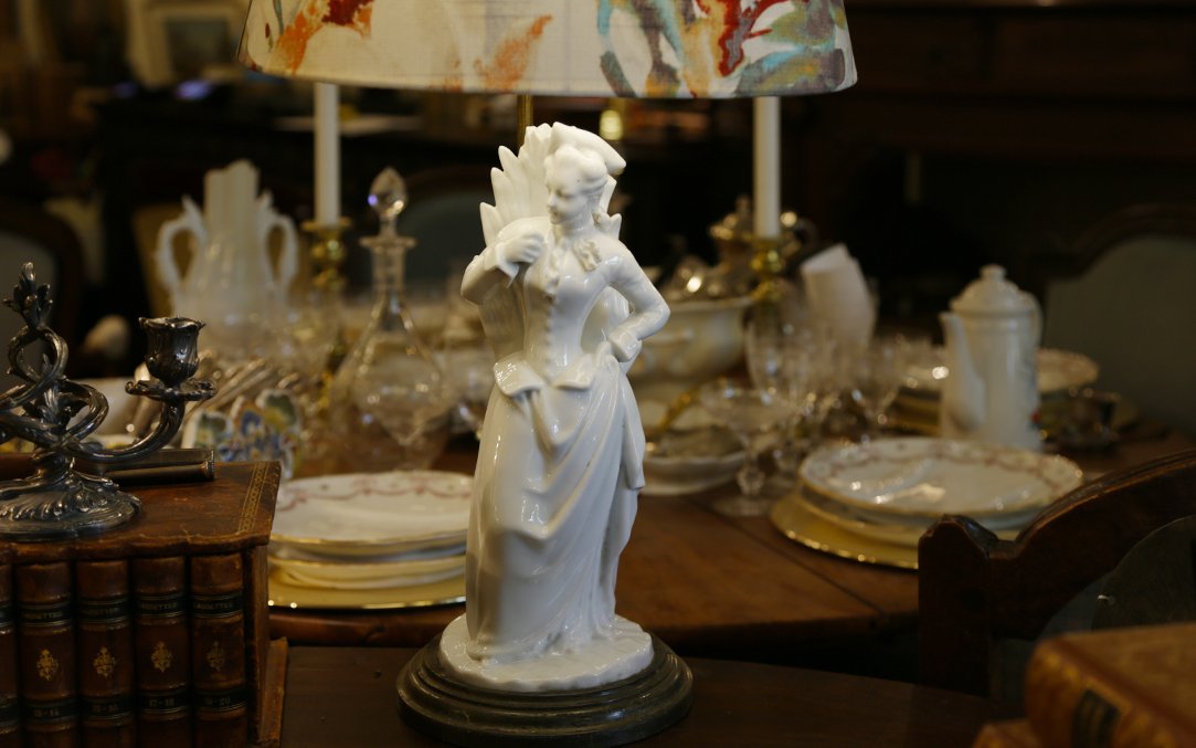 White Porcelain Blade, 18th Century-photo-4