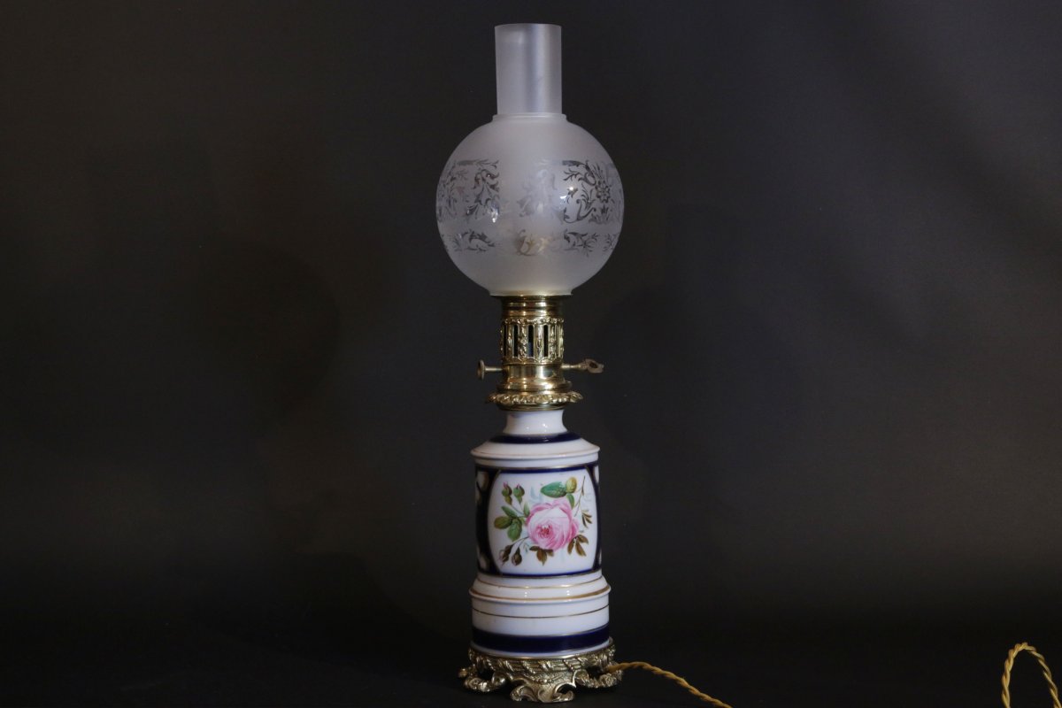 Electrified Oil Lamp Valentine