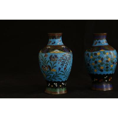 Paire De Vases Cloisonnés, Chine, XIXème Siècle 