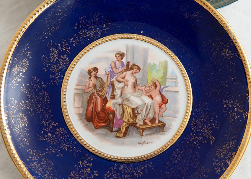Lot De Six Assiettes En Porcelaine d'époque Début XXème.-photo-1