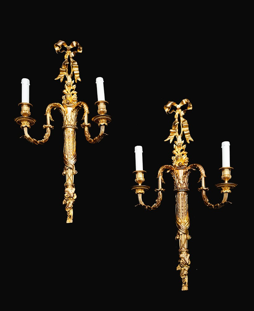 Paire d'appliques anciennes, France, XIXe siècle.