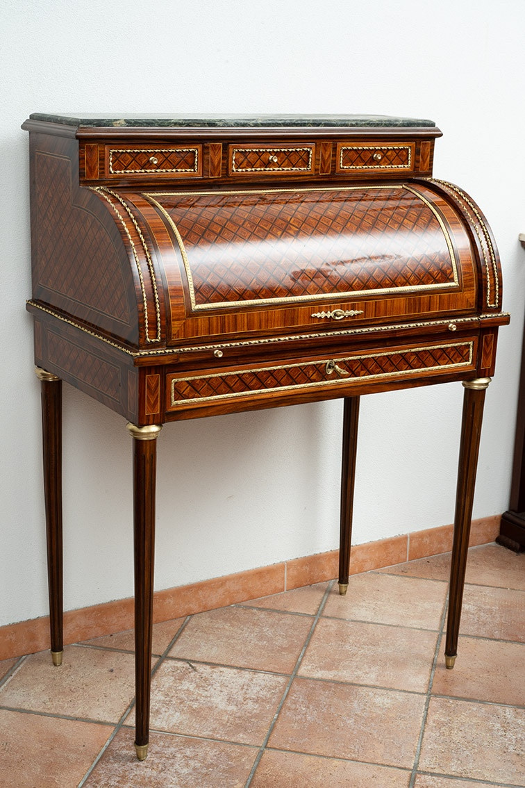 Bureau ancien, France, début du XXe siècle.-photo-2