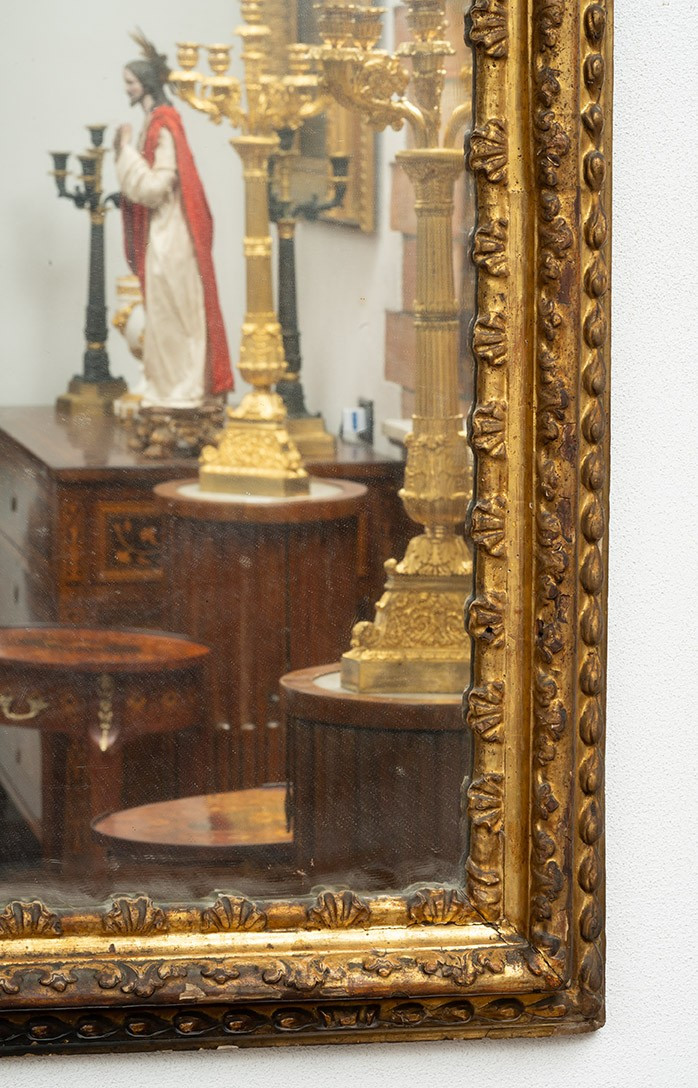 Miroir napolitain ancien Louis XVI en bois doré et sculpté. XVIIIe siècle.-photo-3
