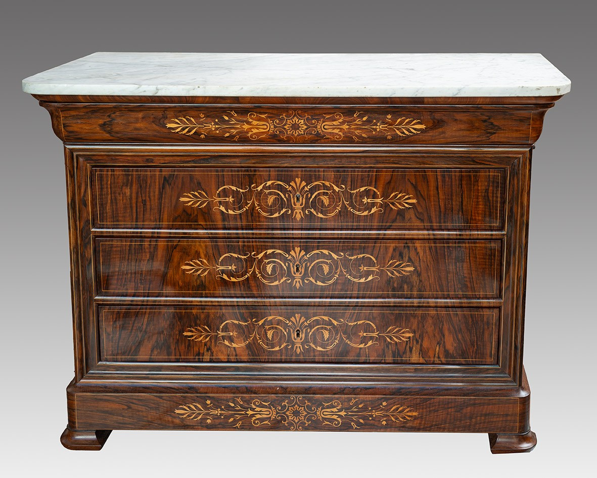 Commode ancienne de style Charles X, française, XIXe siècle.