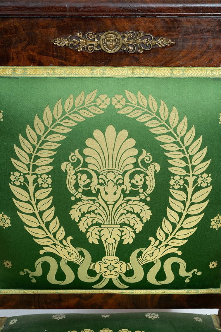 Fauteuil français ancien du XIXe siècle.-photo-2