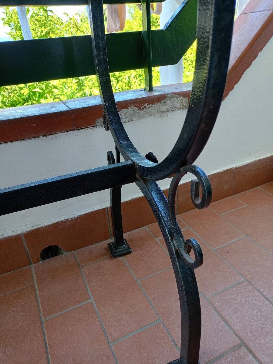 Table basse d'extérieur artisanale des années 2000/2010-photo-1