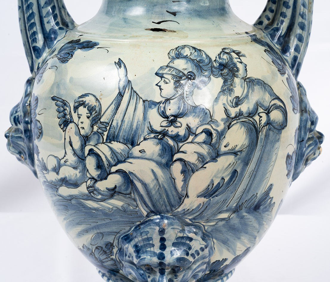 An Antique, Large Glazed Majolica Vase From The 18th Century-photo-2