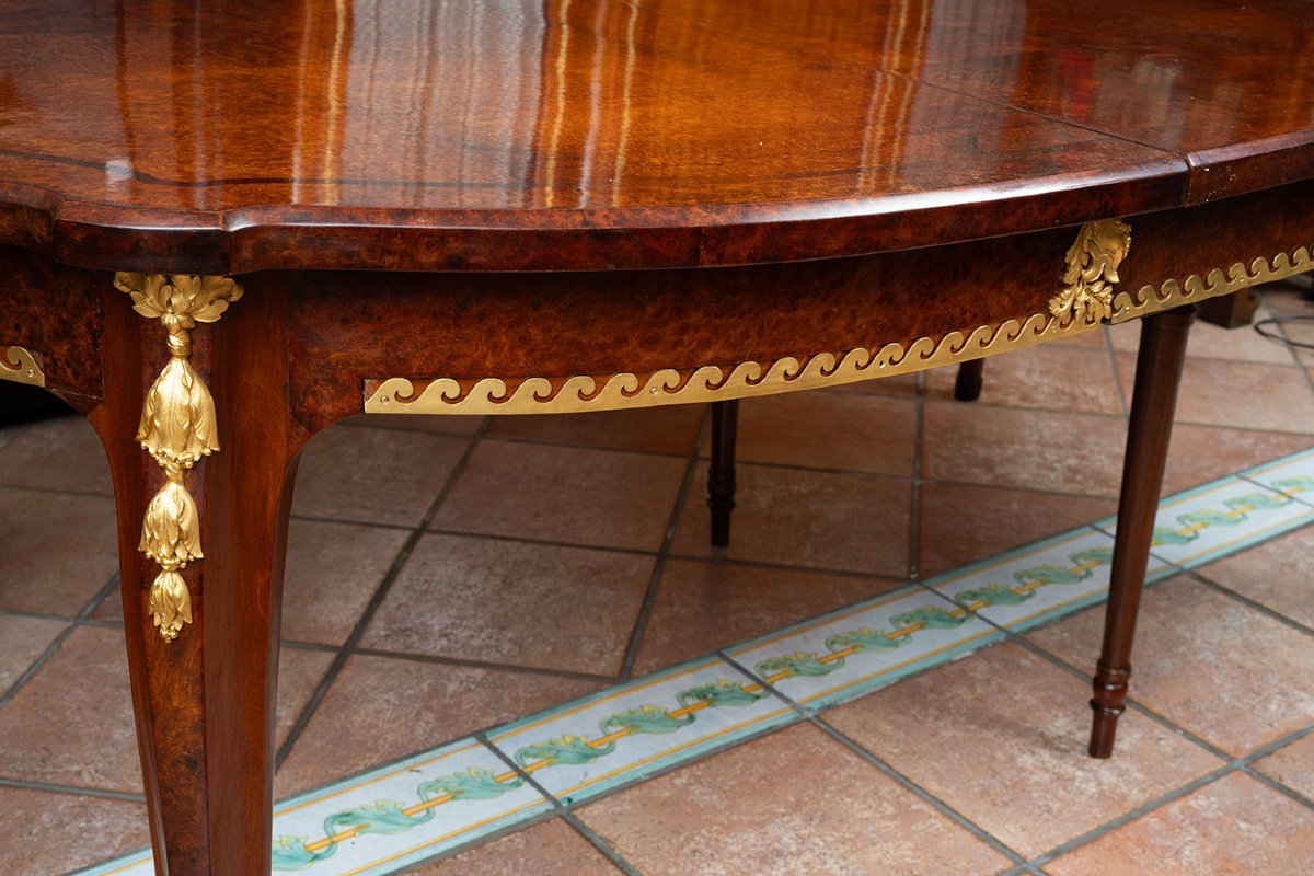 Table ancienne avec six chaises, France, XIXe siècle.-photo-2