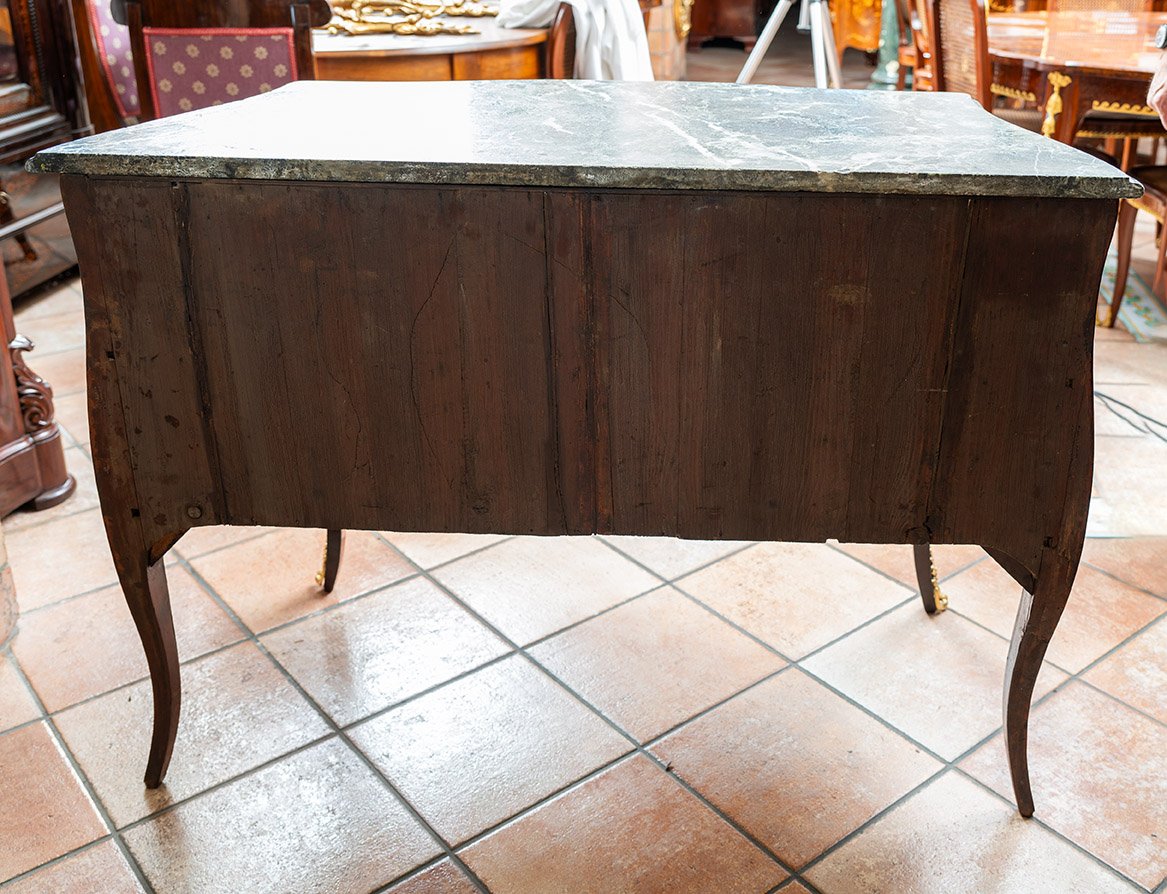 Commode ancienne Louis XV, France XVIIIe siècle.-photo-2