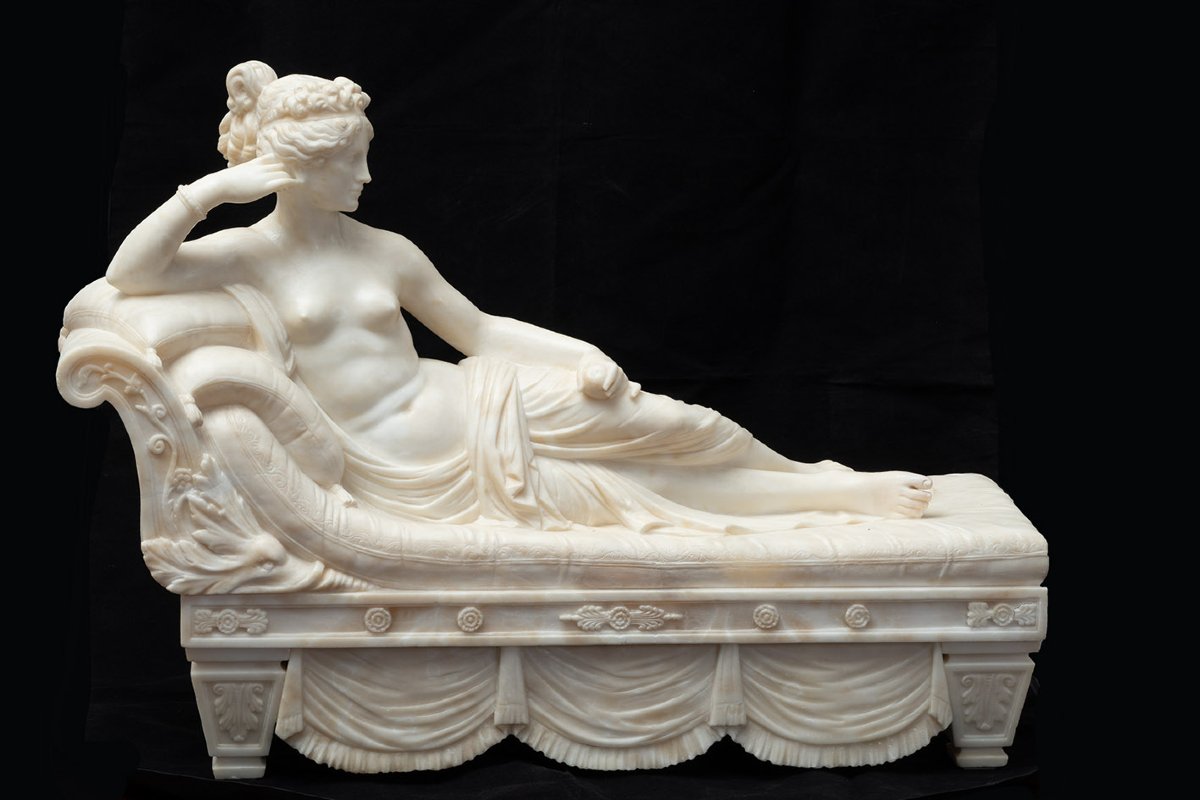 Sculpture ancienne néoclassique en albâtre, France, XIXe siècle.