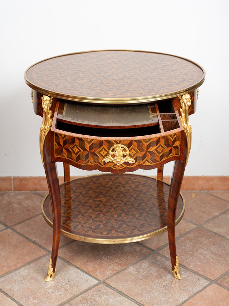 Table basse ancienne Napoléon III, France, XIXe siècle.-photo-1