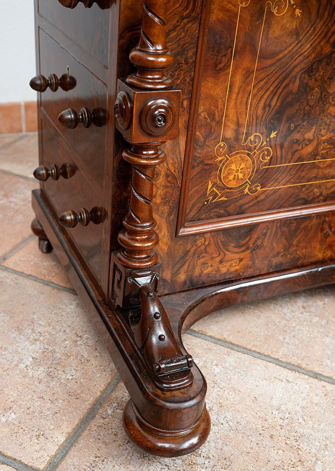 English Victorian Davenport Made Of Walnut Burl With Inlaid Details, 19th Century-photo-3
