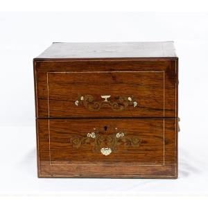 Coffret ancienne (Cave à liqueur) française, début du XIXe siècle.