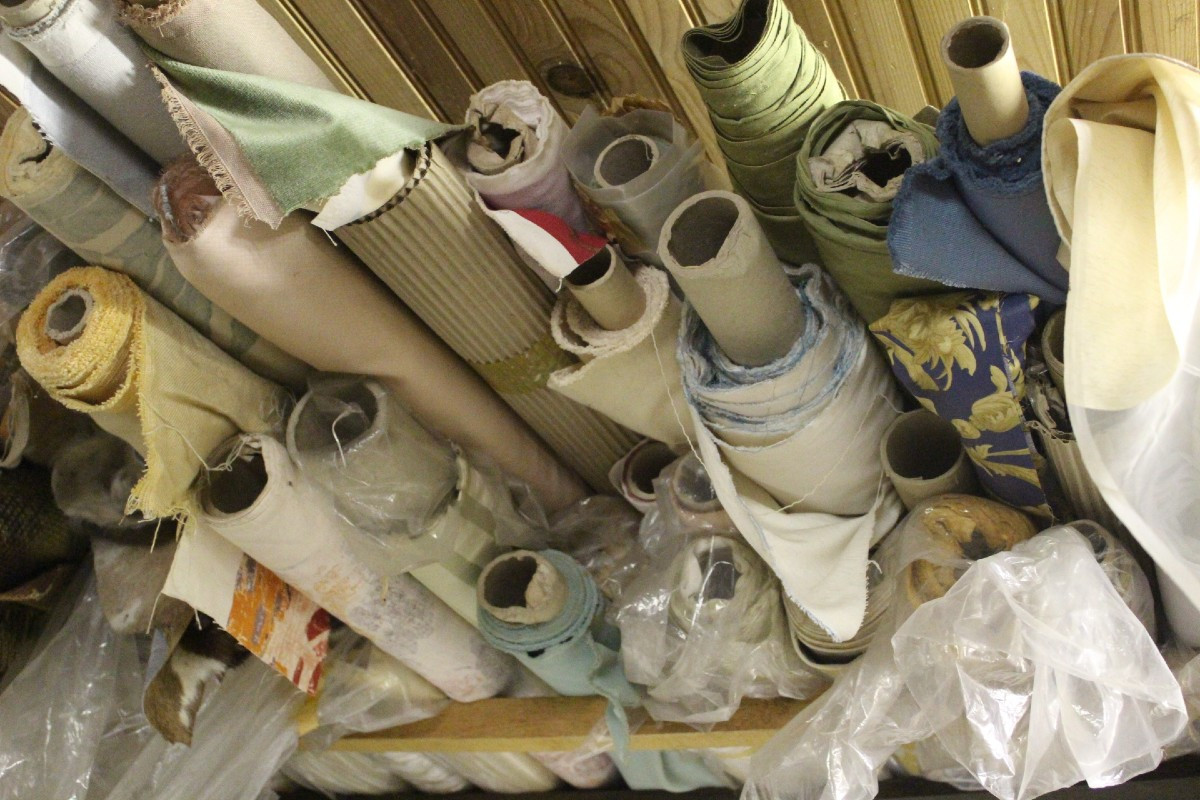 Lot  sold&eacute;: TISSUS, GALONS, PASSEMENTERIE-photo-3