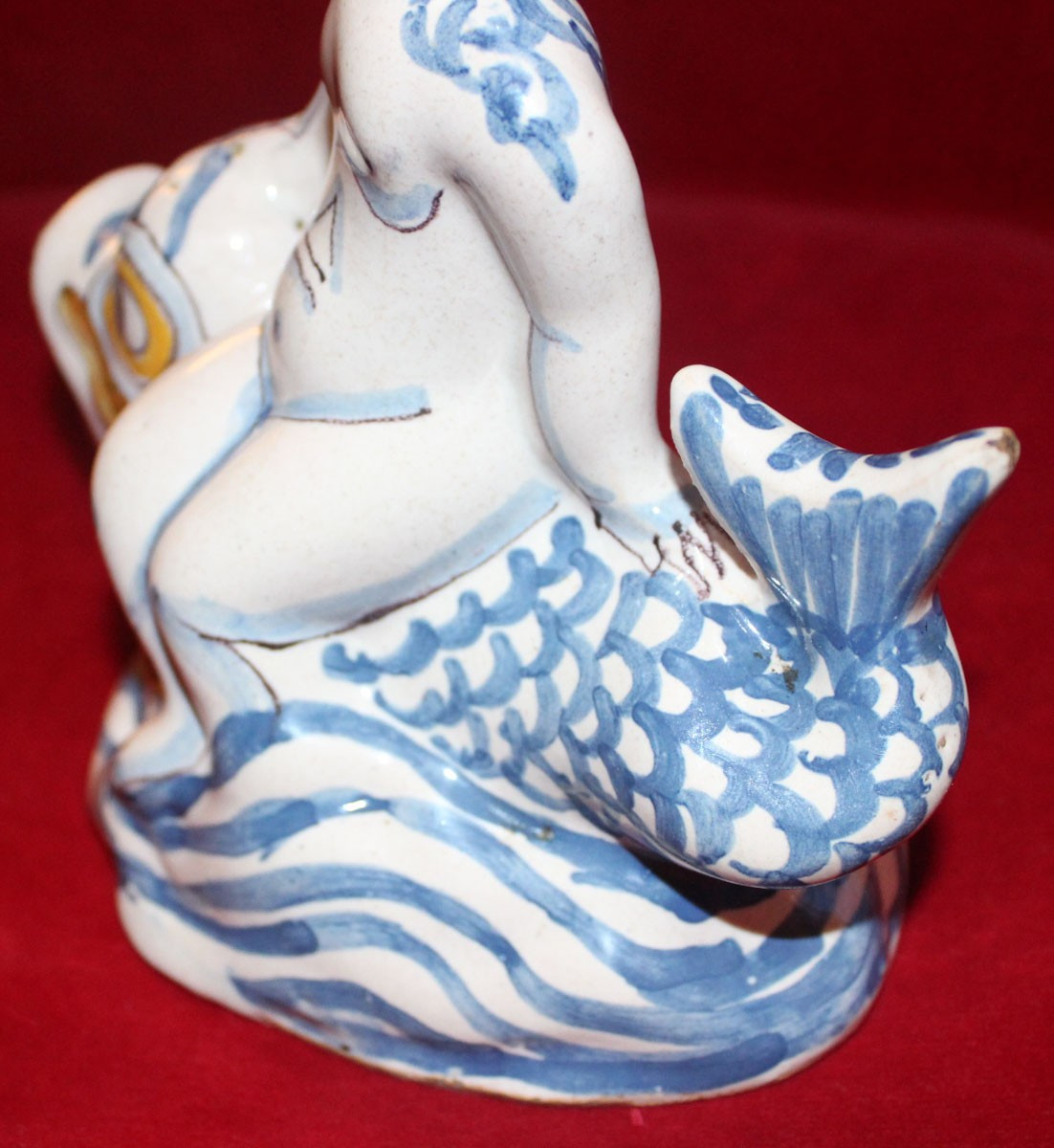 NEVERS XVIIIe siècle (AMPHITRITE sur un DAUPHIN)-photo-3